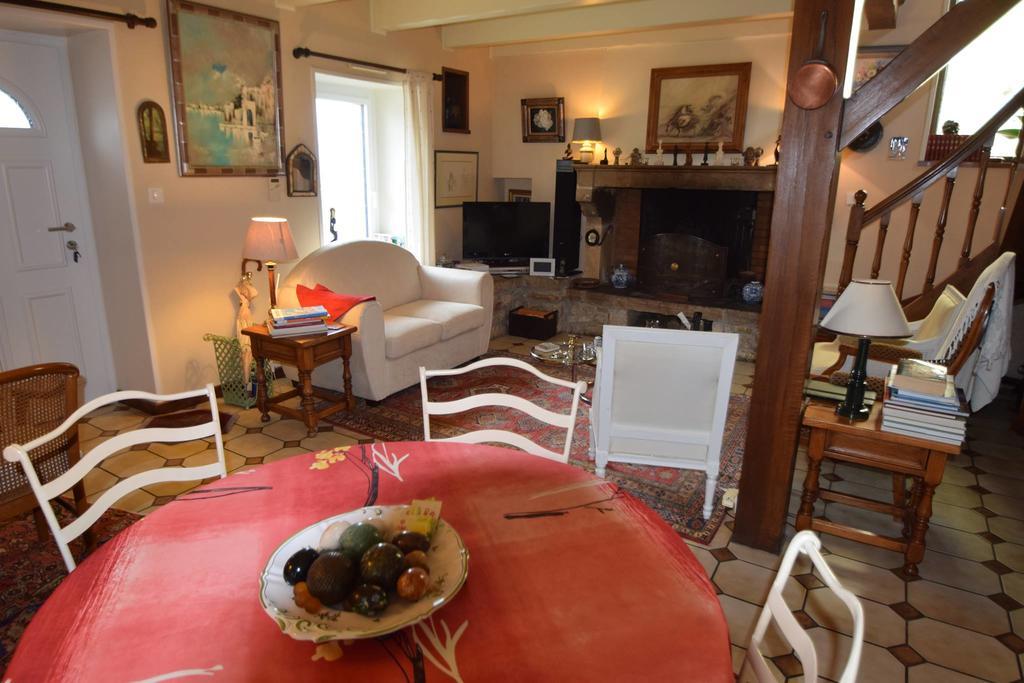 L' Esterlanges Suite Famille 2 Chambres 4 Personnes Proche Puydufou Saint-Vincent-Sterlanges Exterior photo